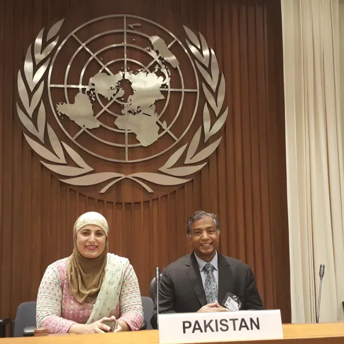 Modernage UN conference representatives formal meeting